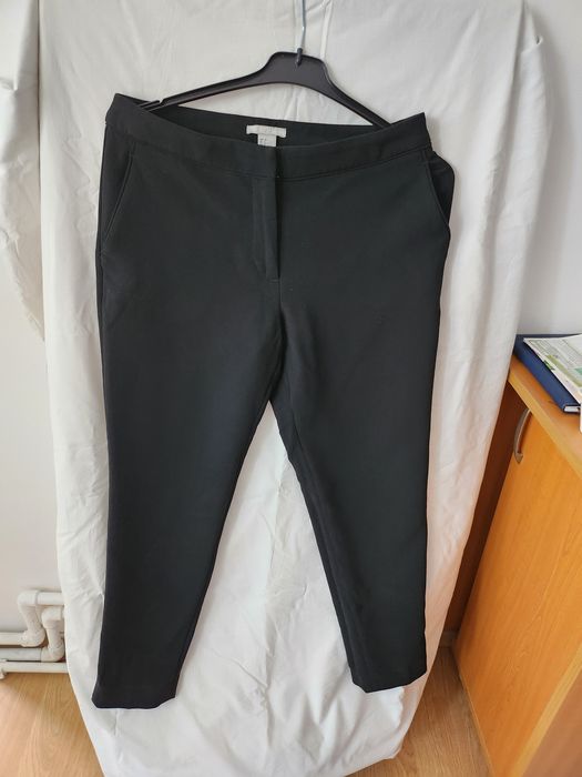 Fuste și pantaloni de dama