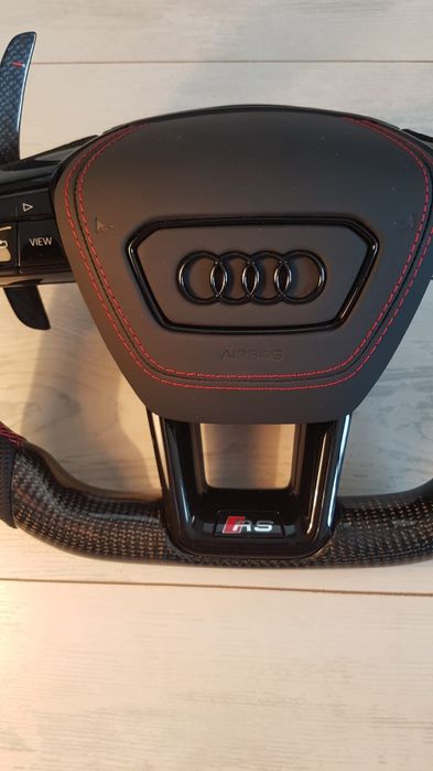 Volan-Audi-RS-Carbon-Retrofit-A3-A4-A5-B8.5-A6-A7-C7-C7.5-Q3-Q5-Q7-Nou