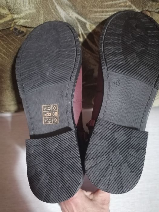 Ghete scurte vișiniu damă noi nr 40