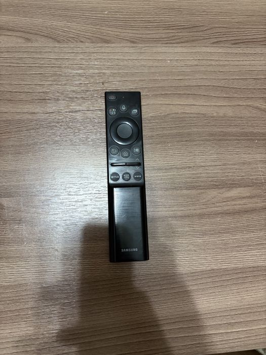 Продается телевизор Samsung QE43Q60AAUXCE
