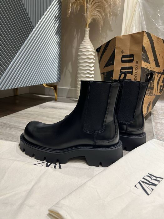 Зимние ботинки..От Zara.Оригинал.41 размер.Черные.Новые