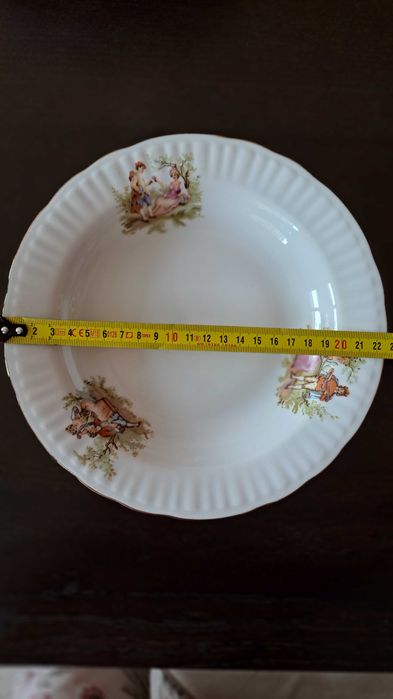 Полски сервиз за хранене Ромео и Жулиета 23 части.Порцелан