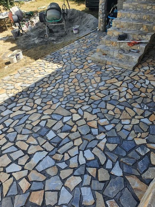 Pavaj piatra naturala/ piatra decorativa/ piata de rau/ piatra de munt
