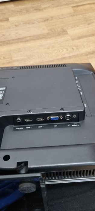 Продам LED телевизор BBK 22" с DVD-приводом (Full HD)