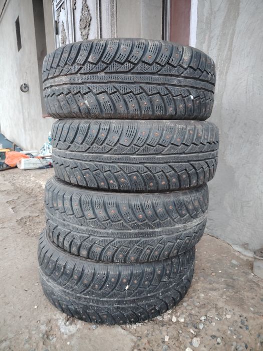 Зимние шины р16 бу