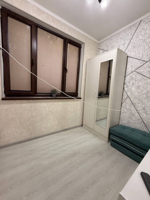 Срочно продам 1 ком кирпич на Юнус абаде 4