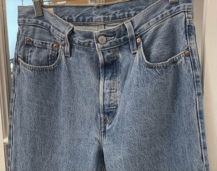 Jeans Levis marimea L