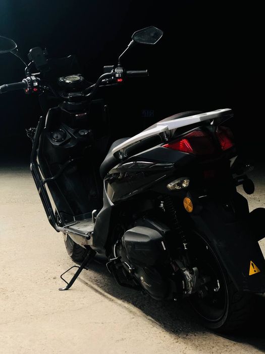 Samuray yangi 1620km yurilgan holati ideyal  orqa yashigiyam bor