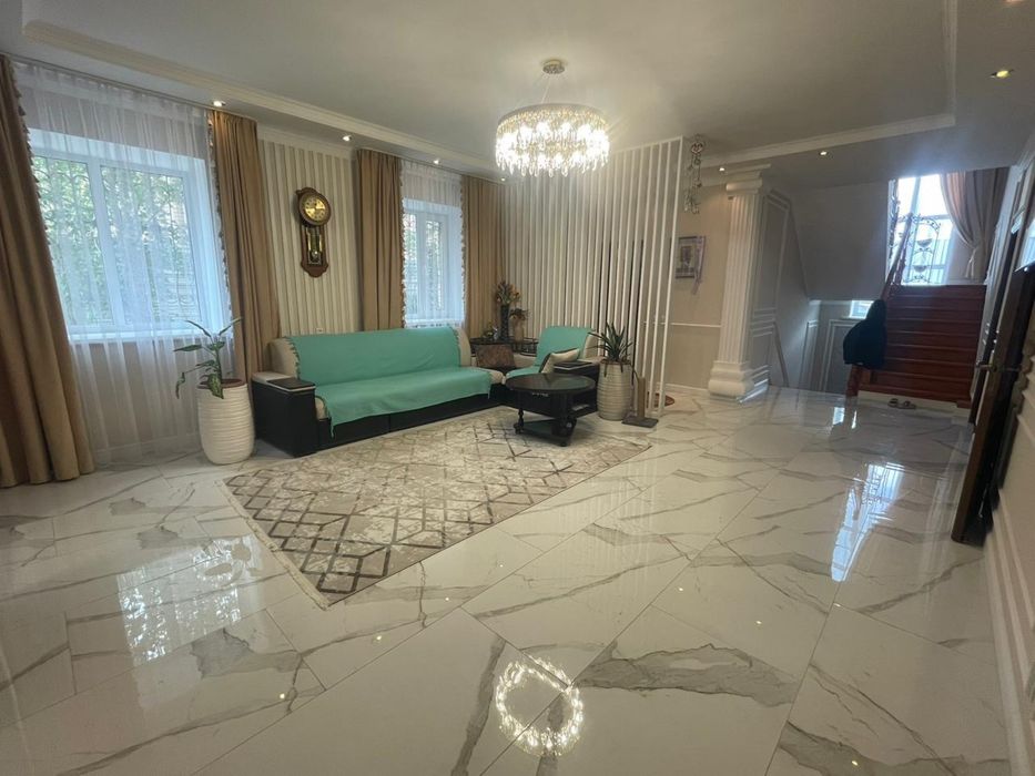 Продам коттедж Юго-восток