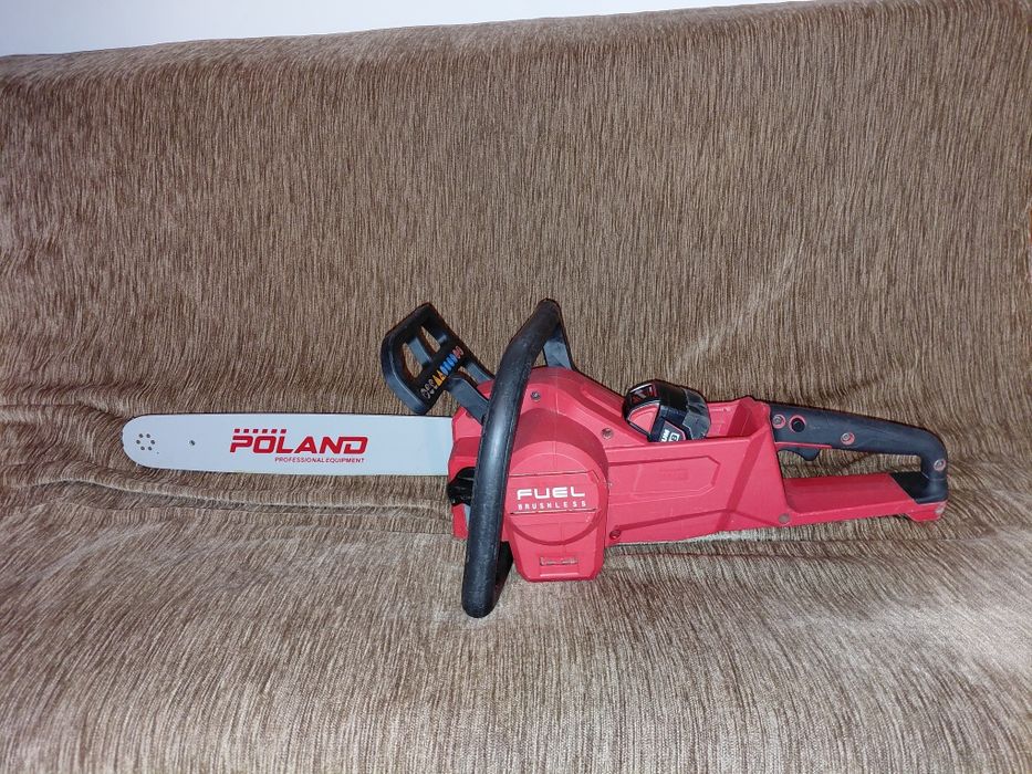 Drujbba motofierastrau Milwaukee