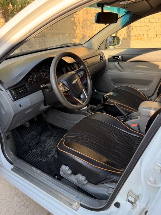 Продам Chevrolet Gentra