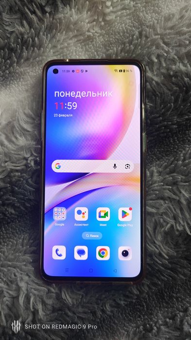 Продам телефон One Plus 8T 12/256 ГБ