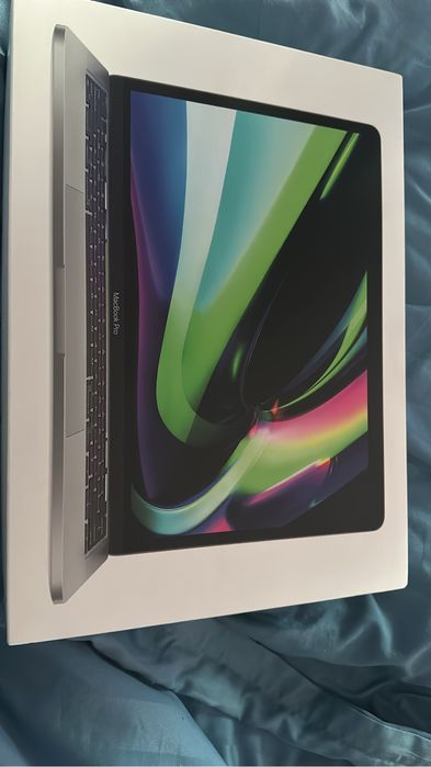 MacBook 13 Pro 2022года, чип M2