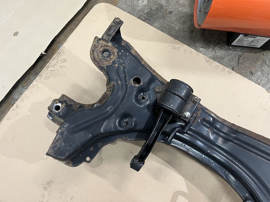 Преден мост за VW Lupo