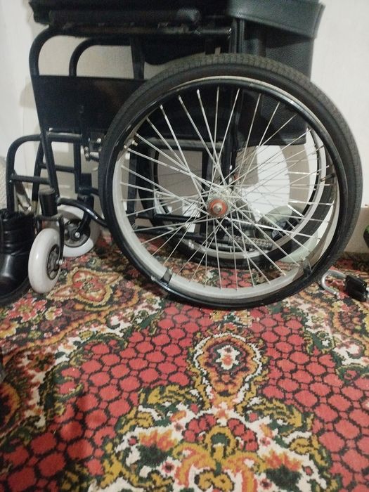 Invalidne kalyaska sotiladi