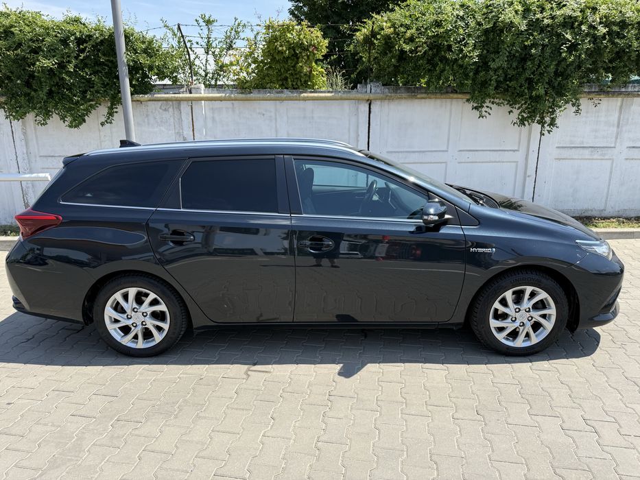 Toyota Auris 1.8 hybrid + GPL montat recent!