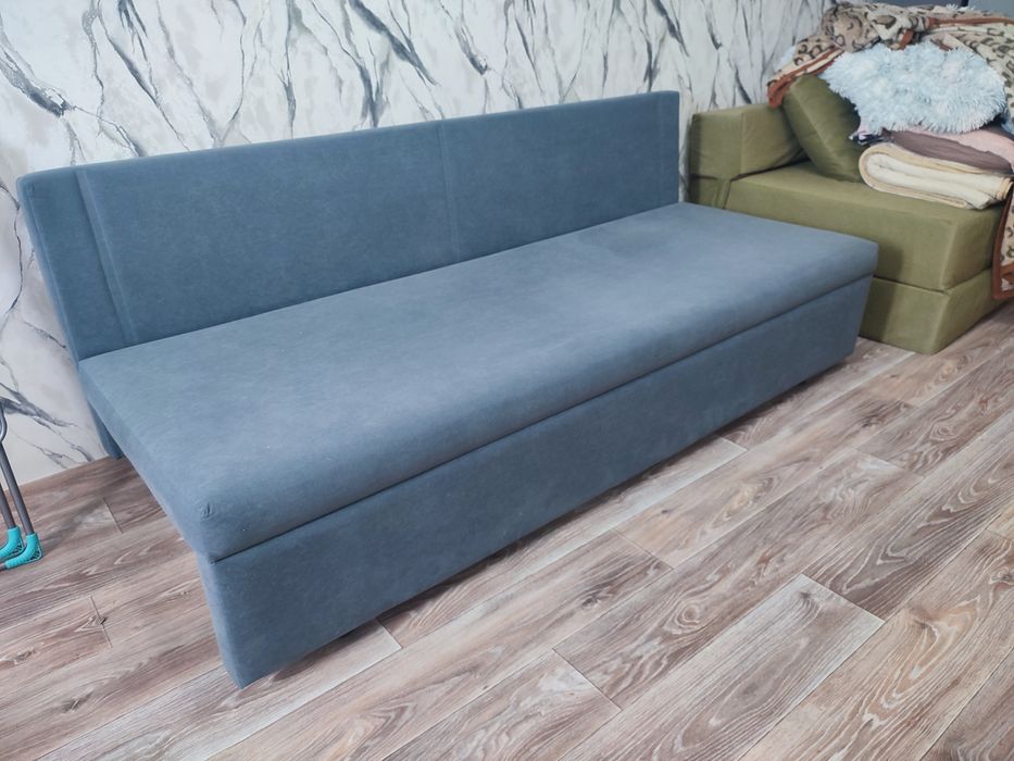 Продам диван евро книжка