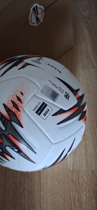 Minge oficială , fifa quality pro  kipsta , uefa europa league, sezonul 25-26