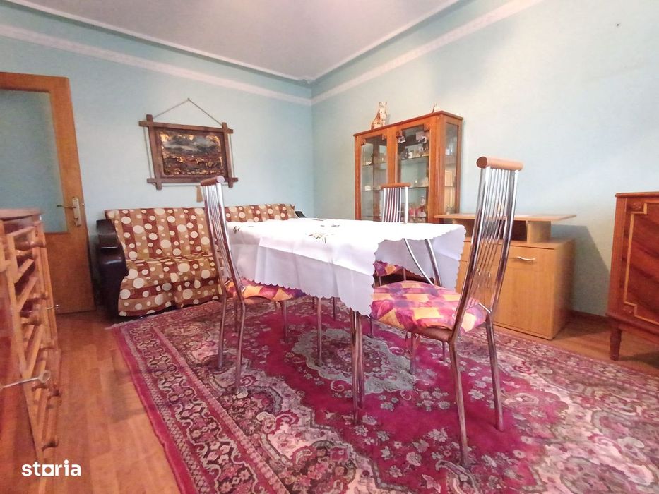 Apartament 3 Camere Decomandat - Blv Independenţei- 550 euro