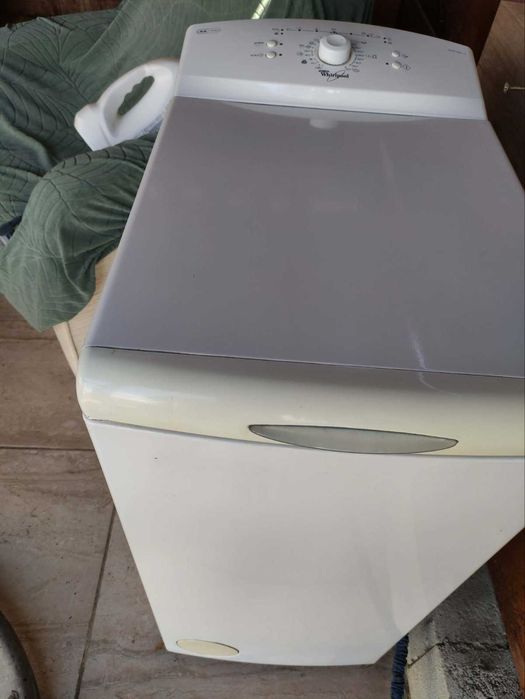 ПЕРАЛНЯ  Whirlpool AWE 2217