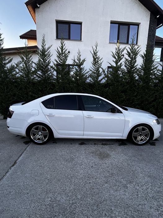 SKODA Octavia 2015 — imagine 5