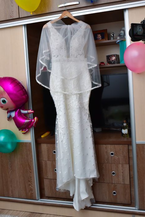 Vând rochia de mireasã!