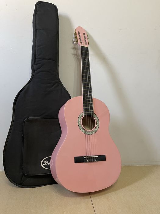 Продается гитара