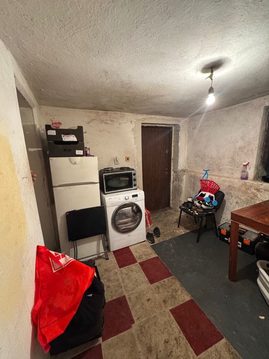 Масивна Къща до гр Ямбол