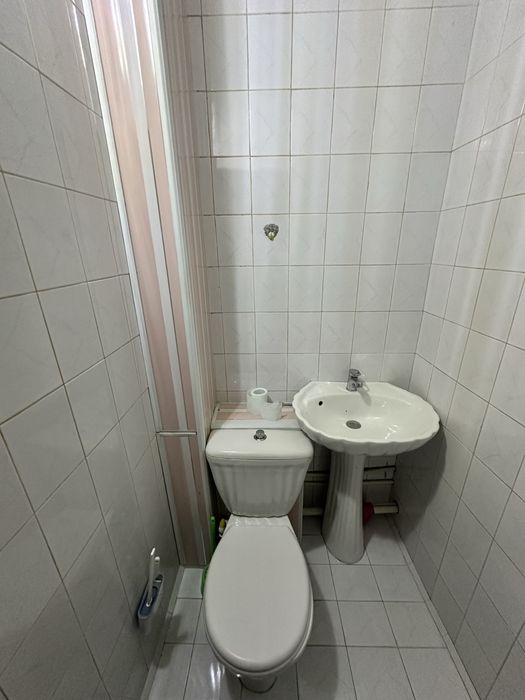 2/8/9 Мирабад метро Ойбек 60 школа улица Афрасияб