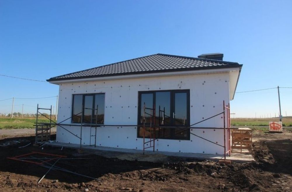 Executăm container modulare