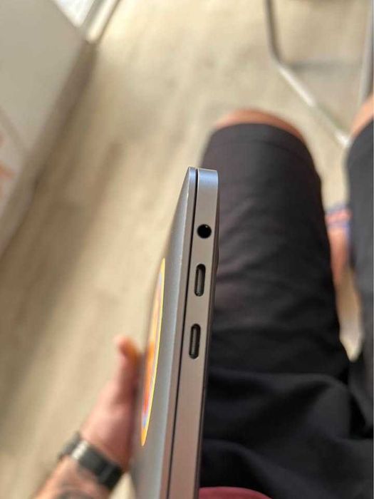 MacBook Pro 15,4 A1707 Late 2017