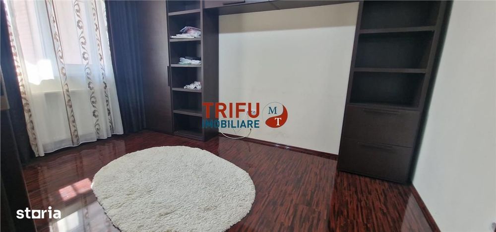Apartament 4 camere zona Cetate