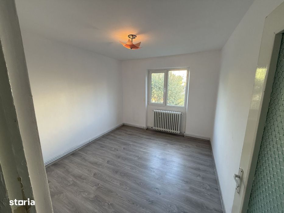 Micro 7 | Str Eliberarii | DECOMANDAT | Renovat | Etaj 3/4 | 50mp — fotografia 3