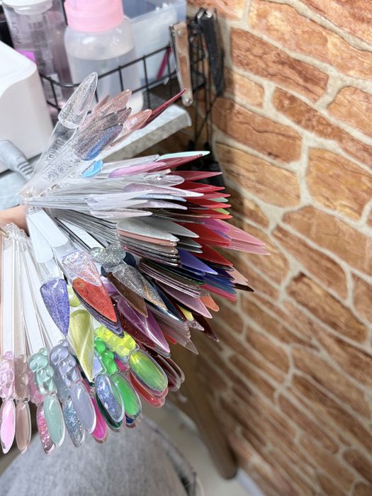 Продам много гель лаков