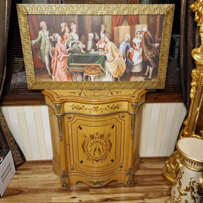 Барокови комоди внос от Италия