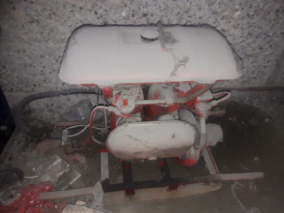 Помпа бензиновая