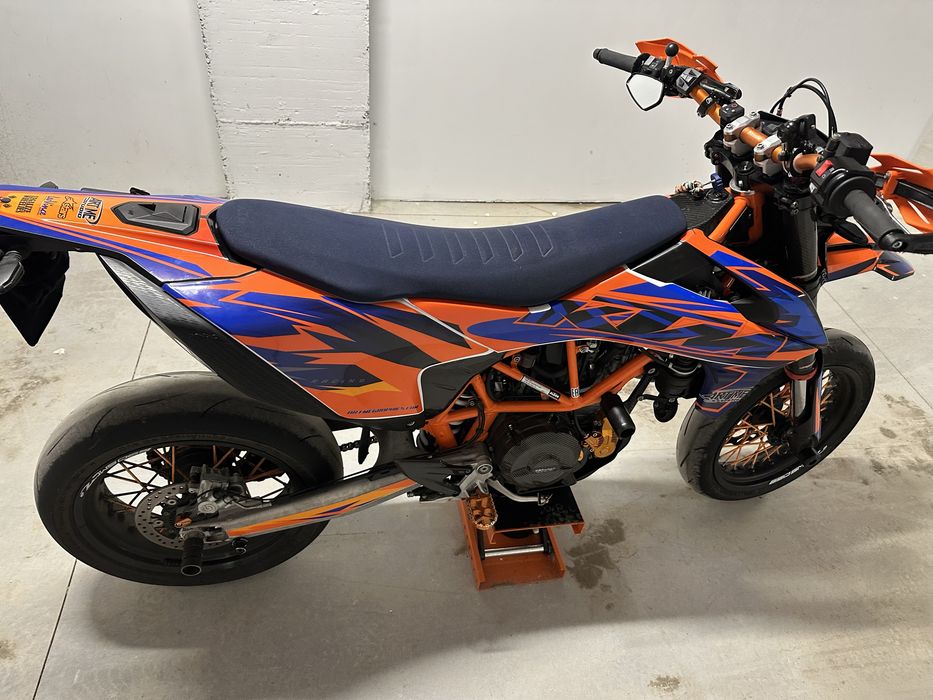 Ktm 690 smc R 2023