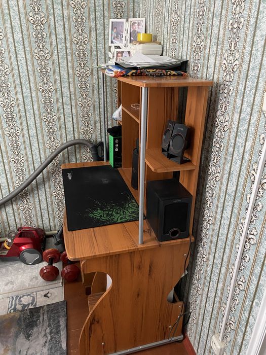 Кампьютерный стол