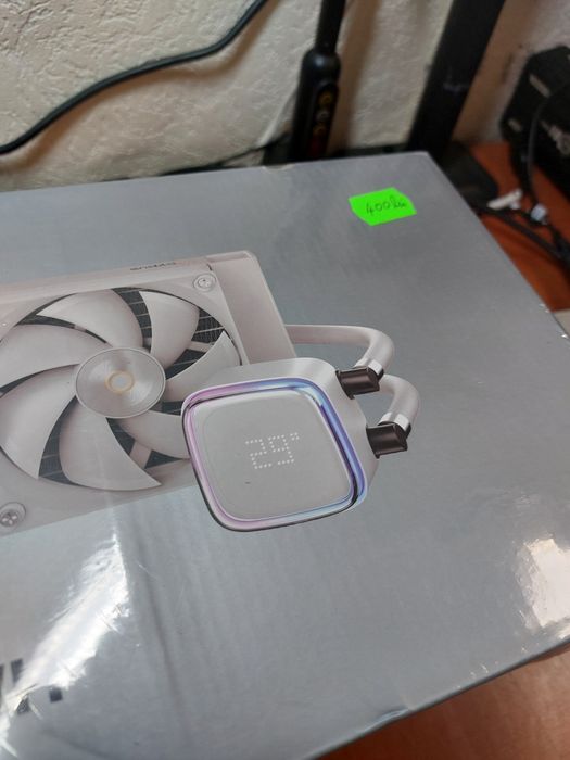 Cooler calculator, pe lichid,waterooling cu afisaj temperatura ,rgb silent 360 mm alb,sigilat cu folie,Ocypus  Iota L360,multi socket,1700,am5,etc.