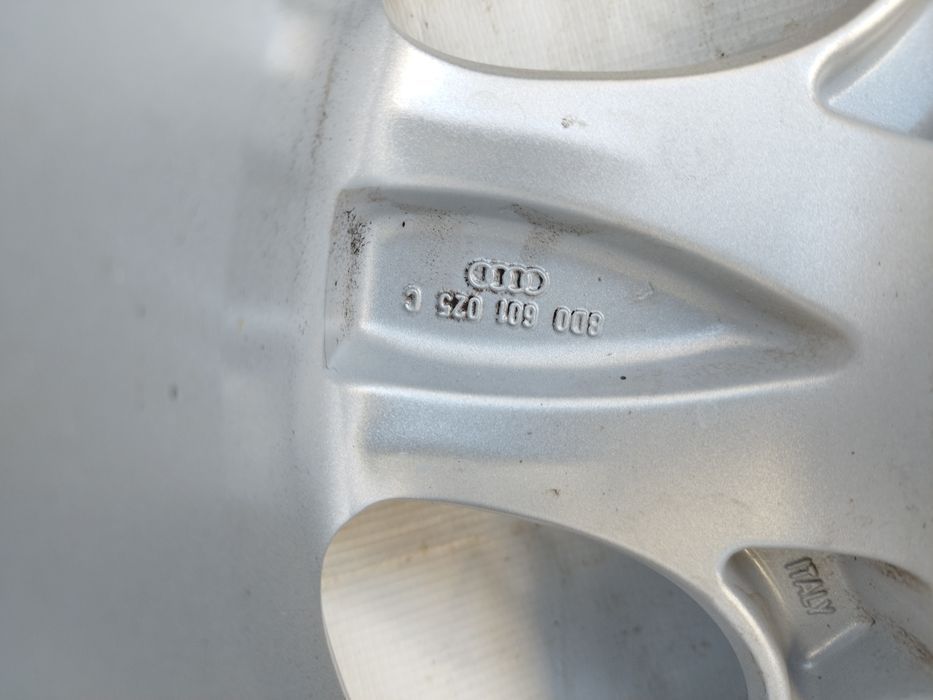 Оригинални джанти AUDI и гуми 205/55/16