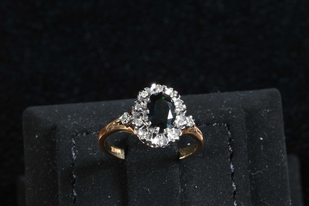 Пръстен Злато 750 и Платина с Диаманти и Сапфир Размер 51