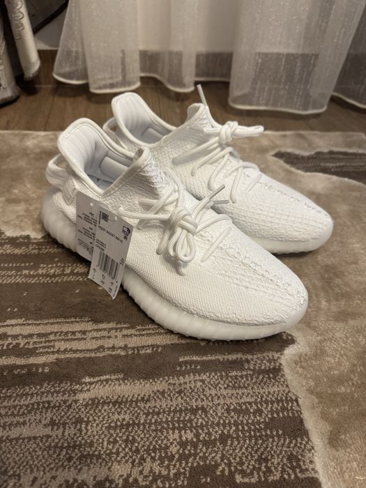 Adidas Yeezy 350 V2 Boost Cream White
