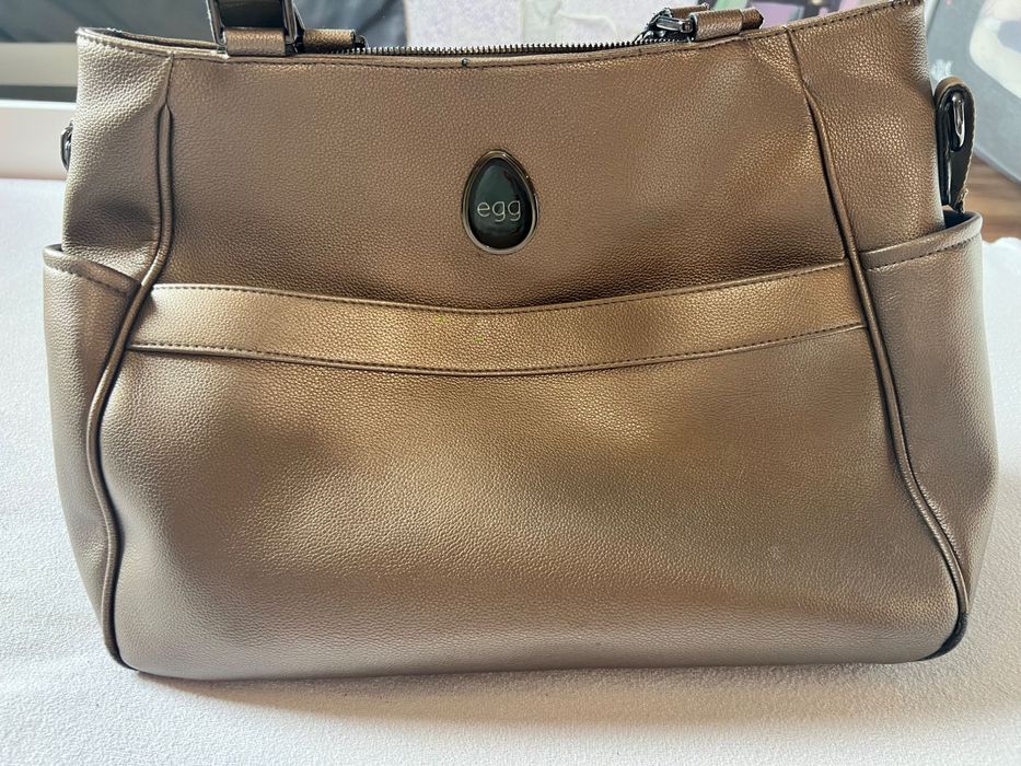 Детска количка EGG, с кош за новородено, чанта и други екстри