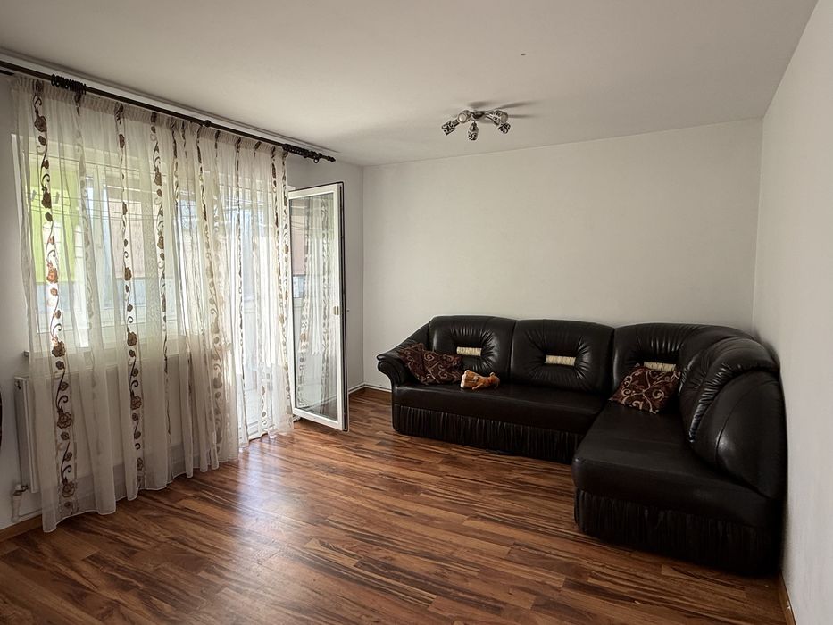 Inchiriez apartament 2 camere