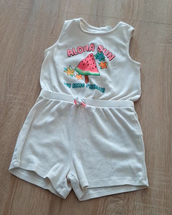 Нов вълнен пуловери Като нови -гащеризони и панталонки за2-3годинки3