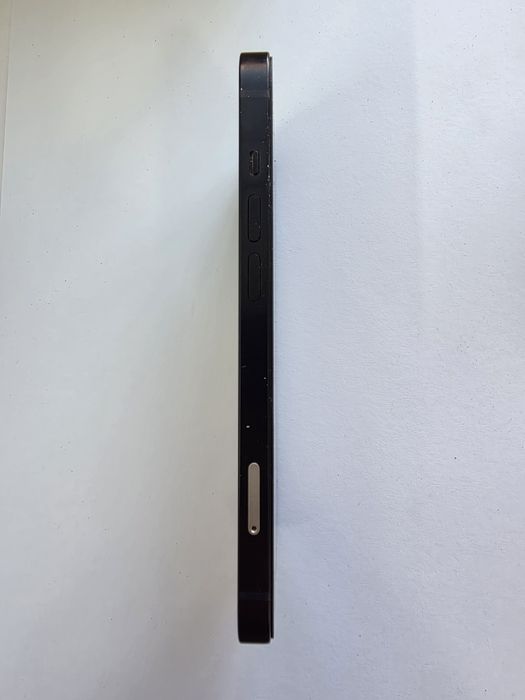 Продам iphone  13 128