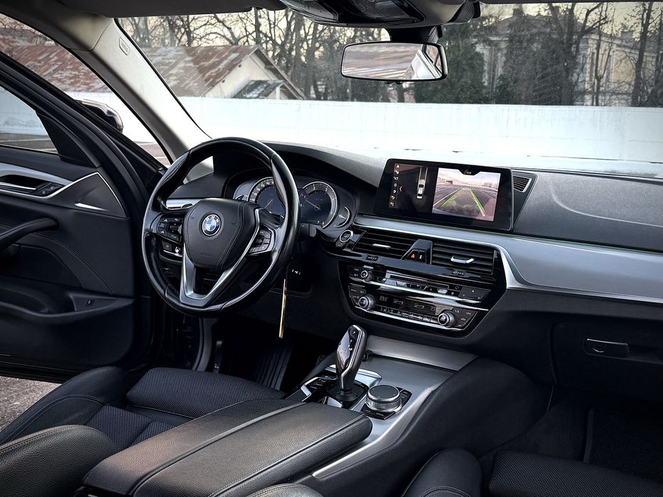 BMW G30 2019 • 525d 2.0d Bi Turbo 231 Cp • Automat • Sport Line •