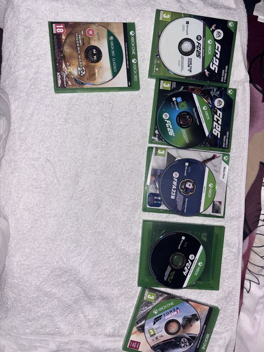 Jocuri xbox one se pot da si separate jocurile sunt bune de solosit