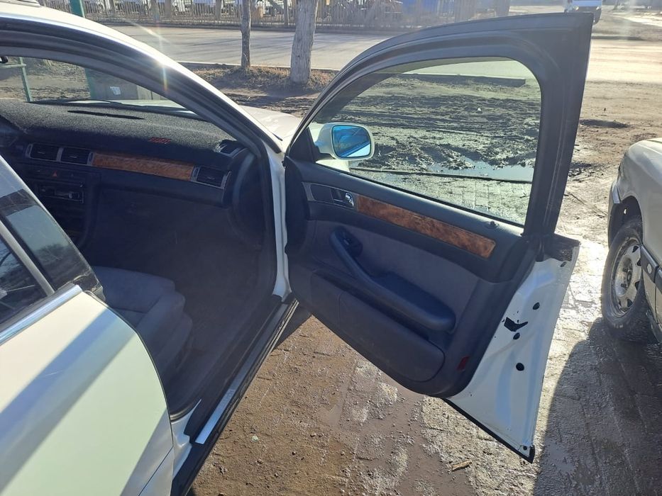 Ауди А6 универсал