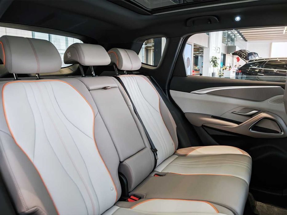 BYD SONG PRO DM-I ( 71 KM Comfort )